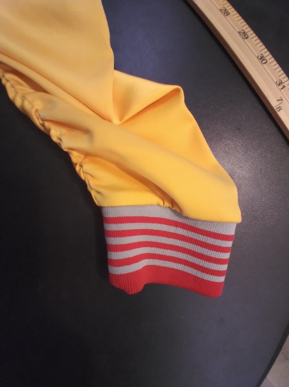 Akira  Brand Gray Cropped Sweatshirt with Red 'A' and Yellow Puff Sleeves Size M - Picture 4 of 11